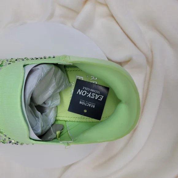 Kenneth Cole Reaction Cameron Jewel EZ-ON Slip-On Sneaker - Picture 7 of 11